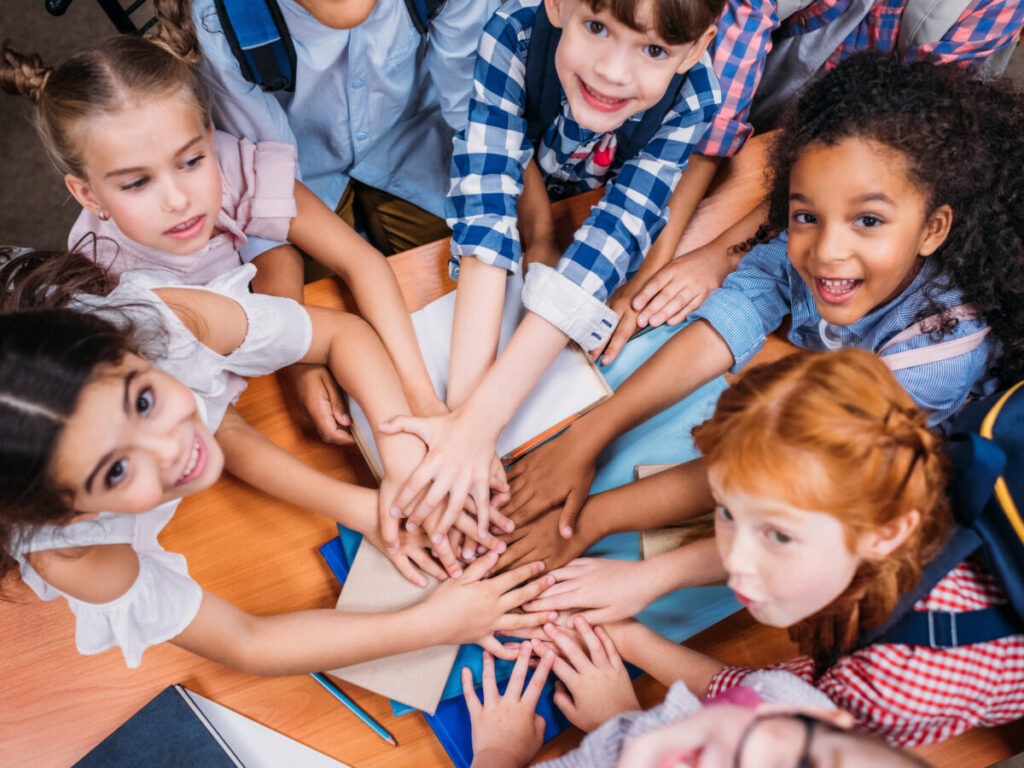 aprendizaje social exploracion y aplicaciones practicas