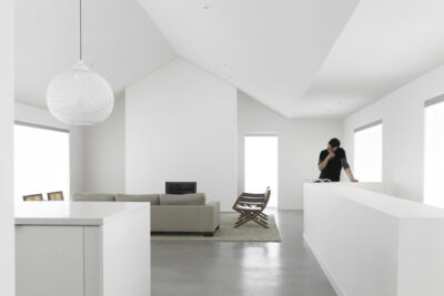 cual es la relacion entre el minimalismo y el desarrollo