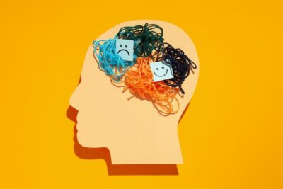 el contexto influye en la saturacion de la personalidad