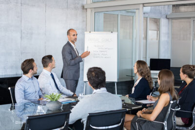 facilitando la toma de decisiones en entornos corporativos