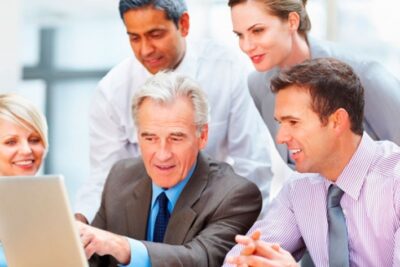influencia en equipos multigeneracionales claves y estrategias