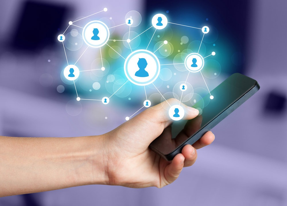 que rol juegan las redes sociales en el comportamiento