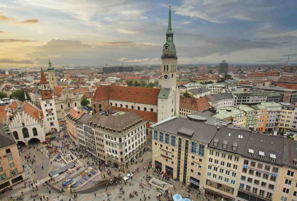 Vivir en Alemania: ¿Pueblo o Ciudad? Ventajas y Desventajas para Extranjeros 1 vivir en alemania pueblo o ciudad ventajas y desventajas para extranjeros