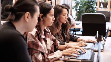 Mujeres y Cambio Social: El Poder Transformador de la Inclusión 1 mujeres y cambio social el poder transformador de la inclusion