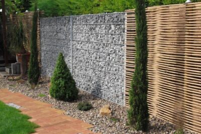 que tipos de cercas son ideales para un jardin seguro
